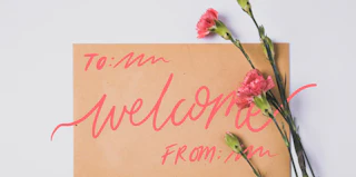 10 welcome email examples that instantly win over new subscribers [+ free-to-use templates]